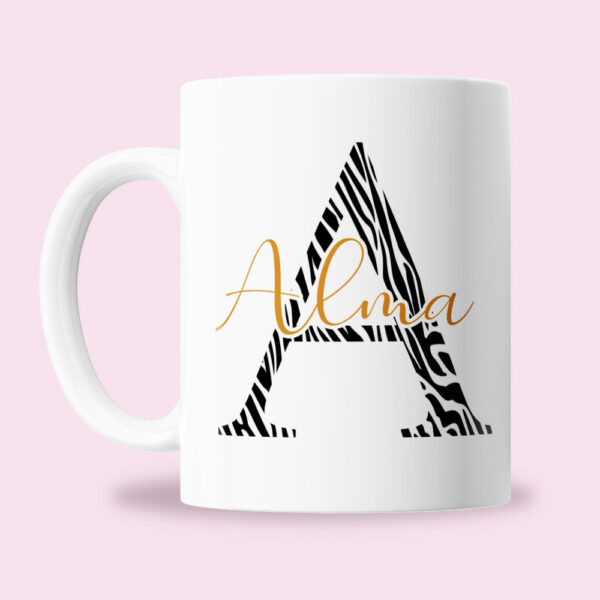 Taza "Inicial con estampado animal print + Nombre" (9 estampados)