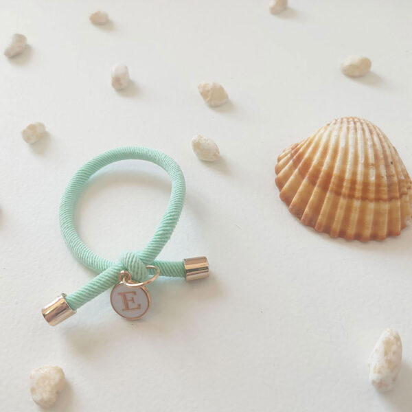 Pulseras minimalistas con inicial - Imagen 2