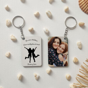 Llavero rectangular "No somos alcohólicas" personalizado