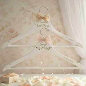 Pack de 2 perchas personalizadas para bodas